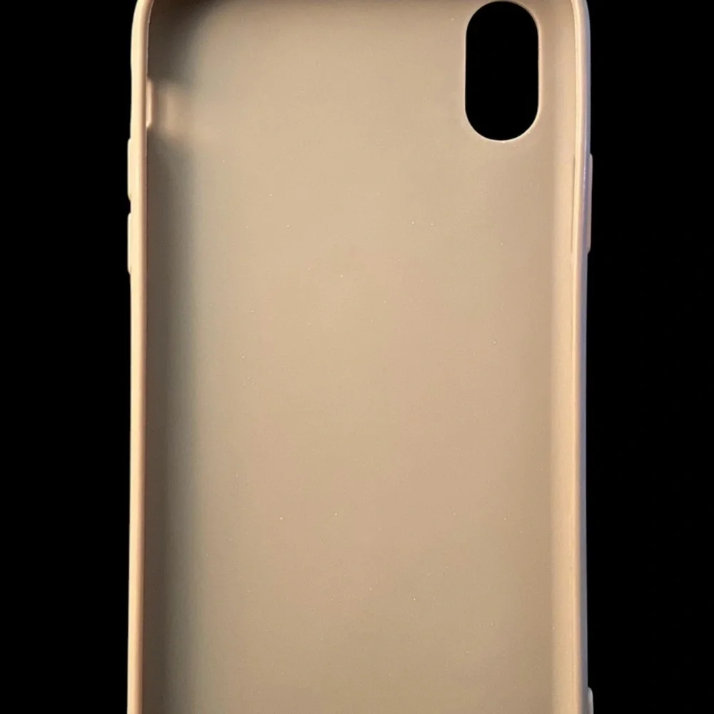Apple •disney iphone