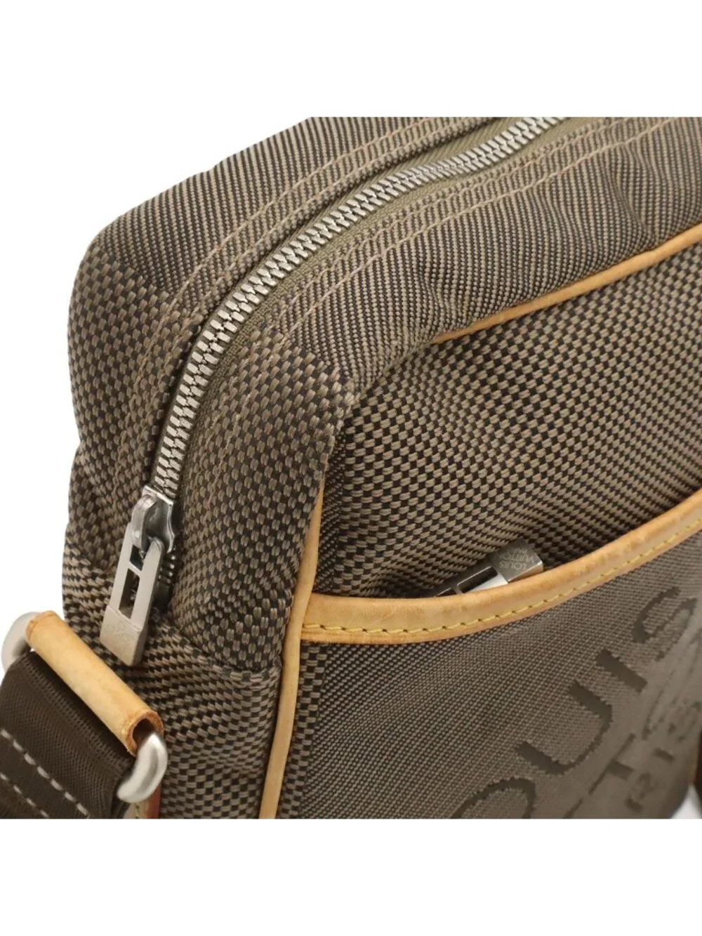 Louis Vuitton this authentic
