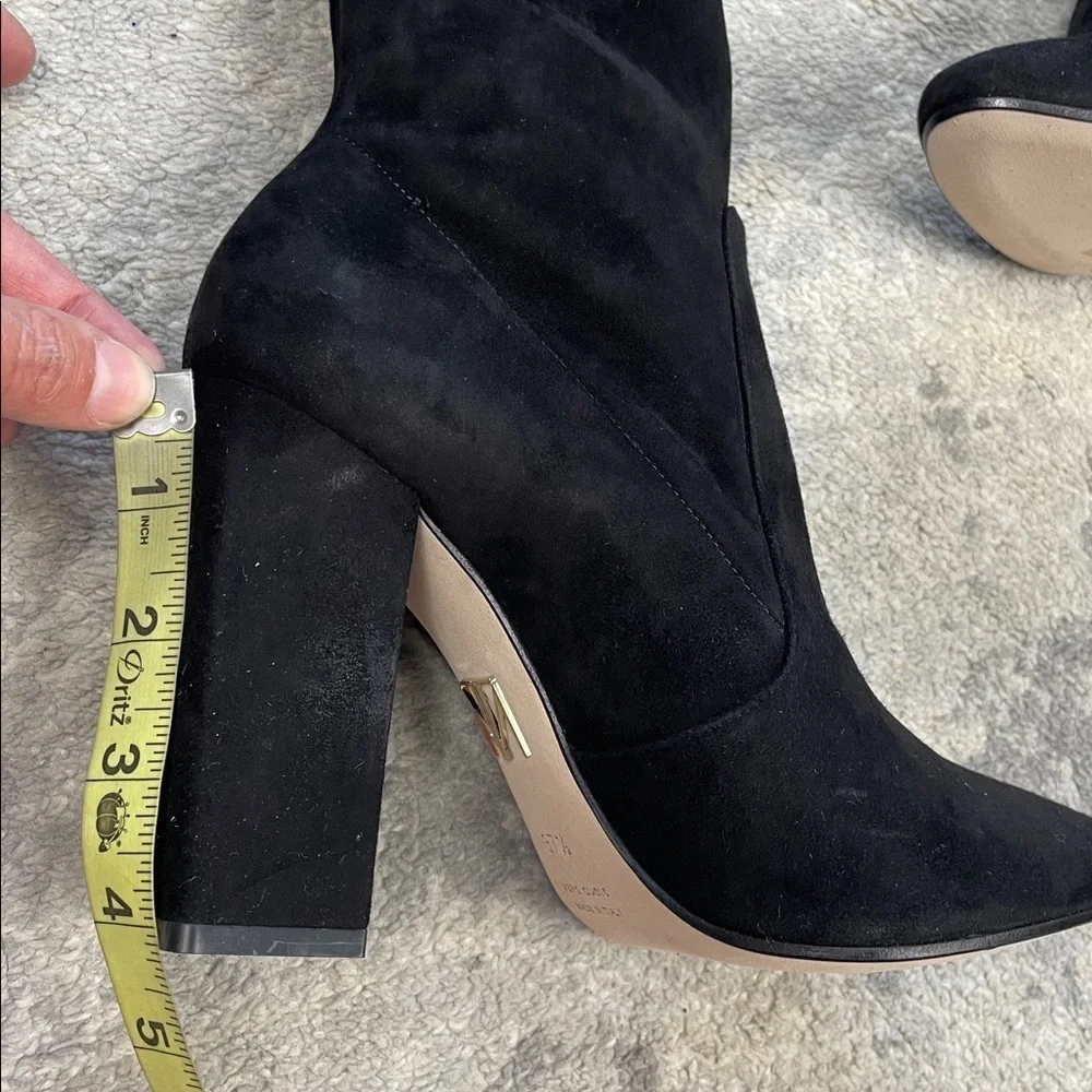 Tamara Mellon sexy thigh