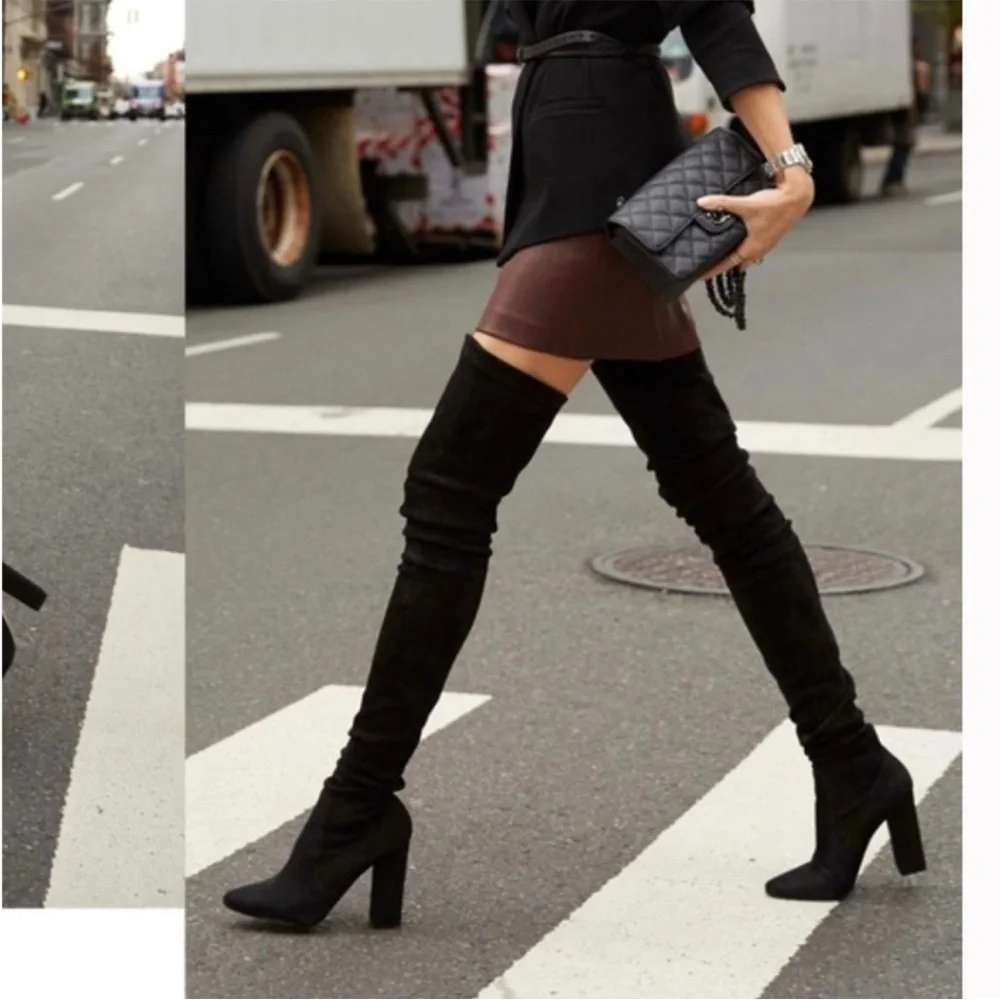 Tamara Mellon sexy thigh