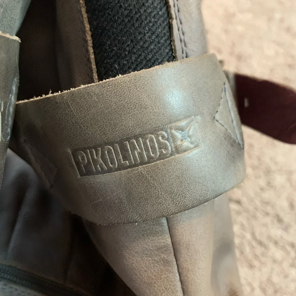 PIKOLINOS new brujas