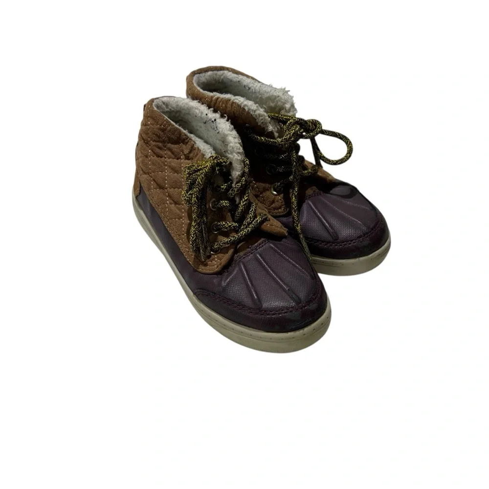 OshKosh Bgosh adorable cozy
