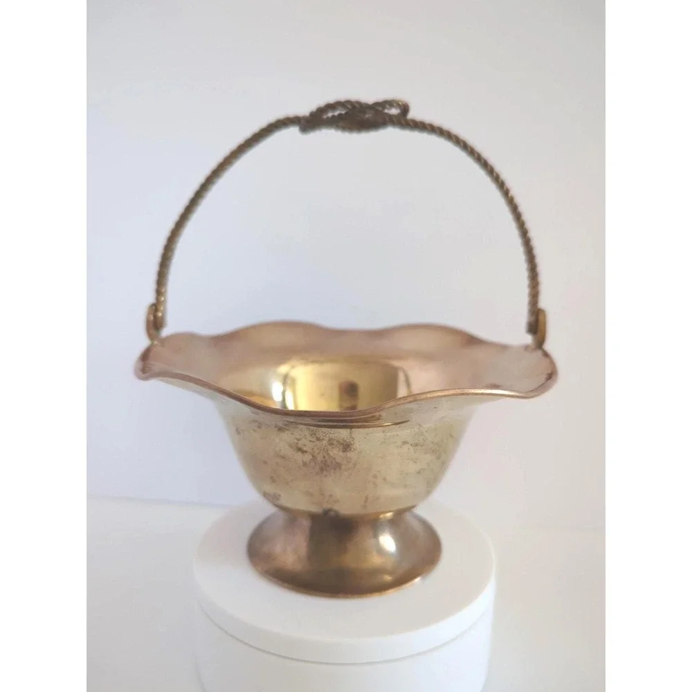 Vintage Brass Flower Basket Rotating Knot Handle Scalloped Patina Trinket Dish