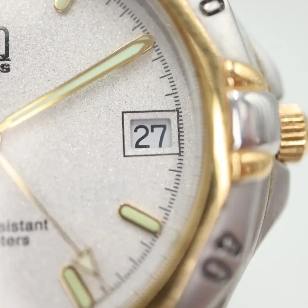 Movado looking dial pictured