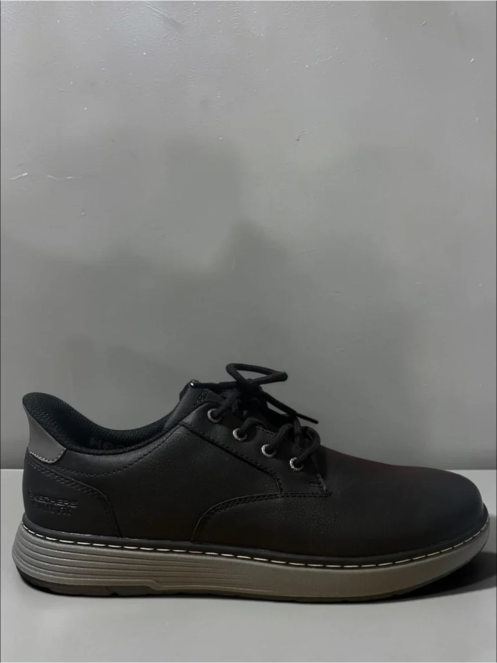 Skechers Hands Free Slip-ins: Relaxed Fit Swift Fit oxfords/sneakers