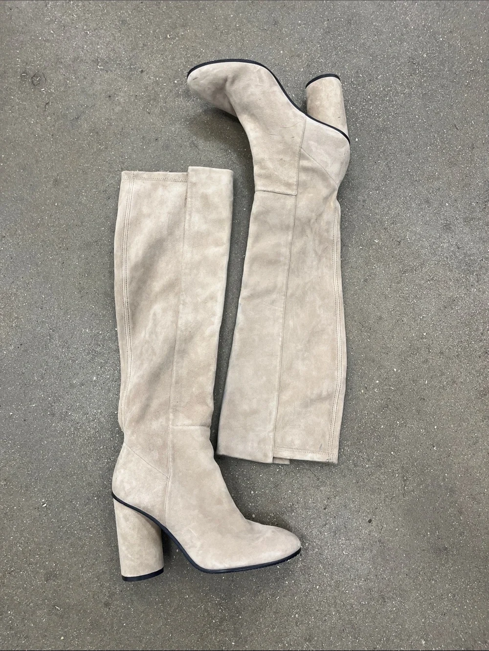 Stuart Weitzman 6 Women’s Tall Suede Block Heel Boots in Light Taupe