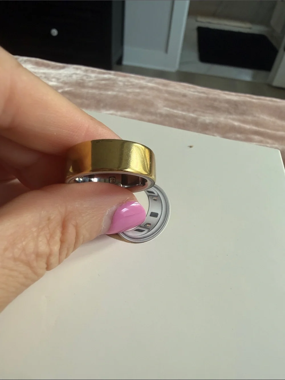 Oura simple presentation cable