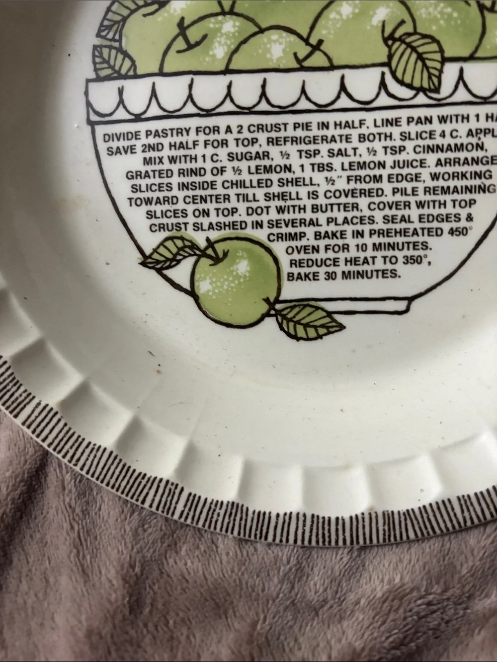 Vintage Royal China Country Harvest Ceramic Apple Pie Recipe Baking Plate 11”