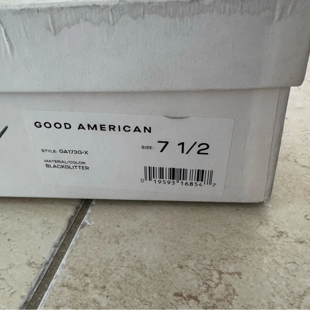 Good American step out