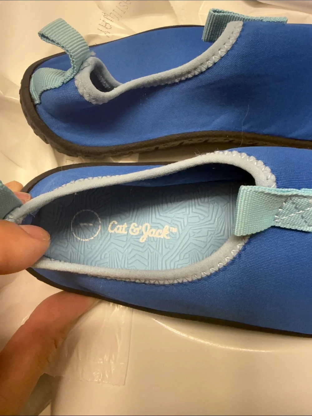 Cat & Jack comfortable blue