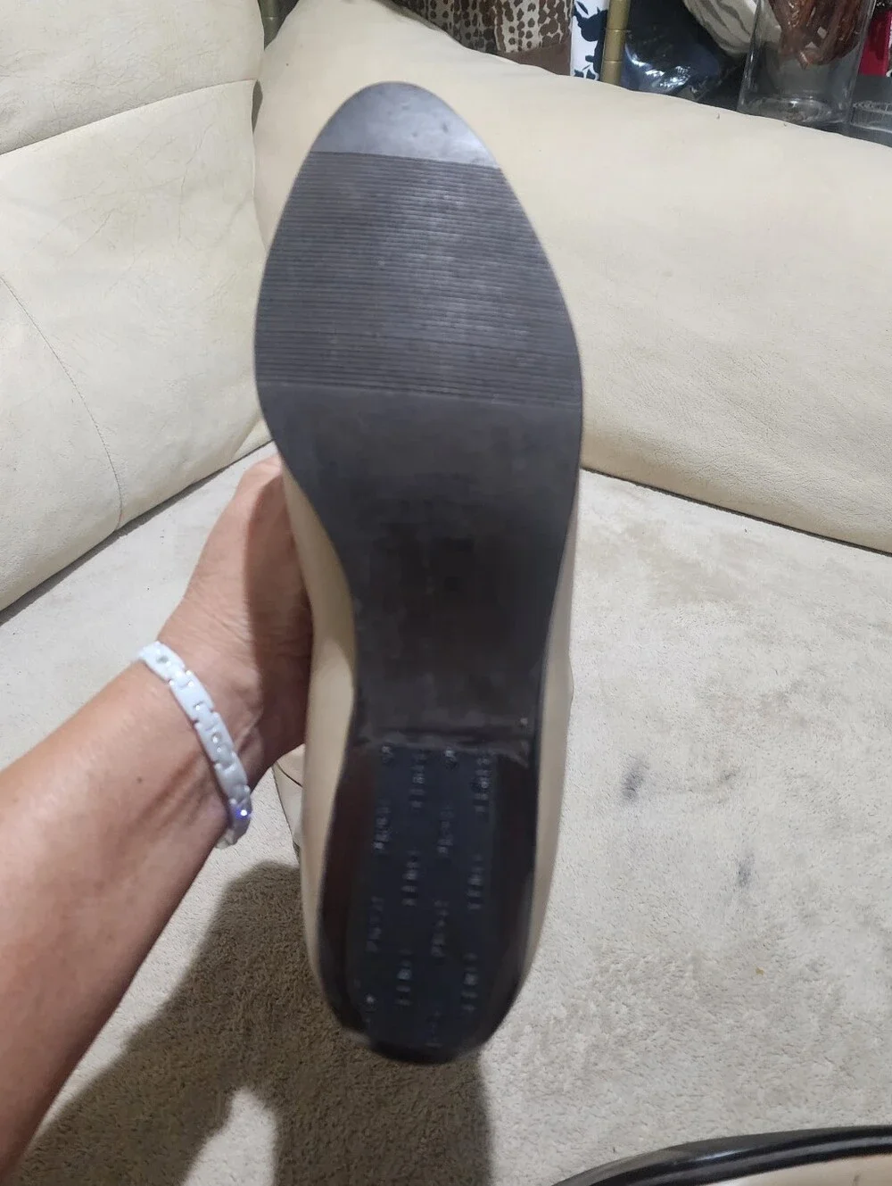 Nine West streamlined over