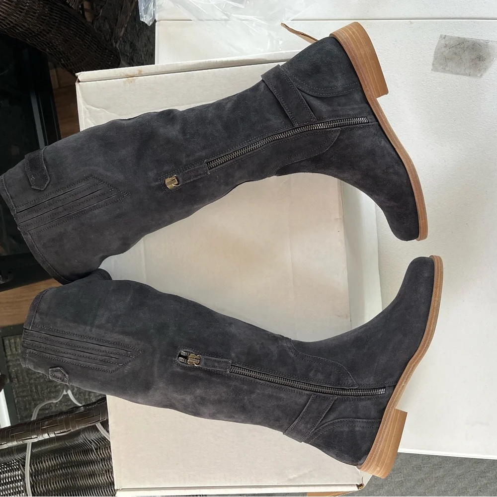 Garnet Hill Suede riding boots size 6.5
