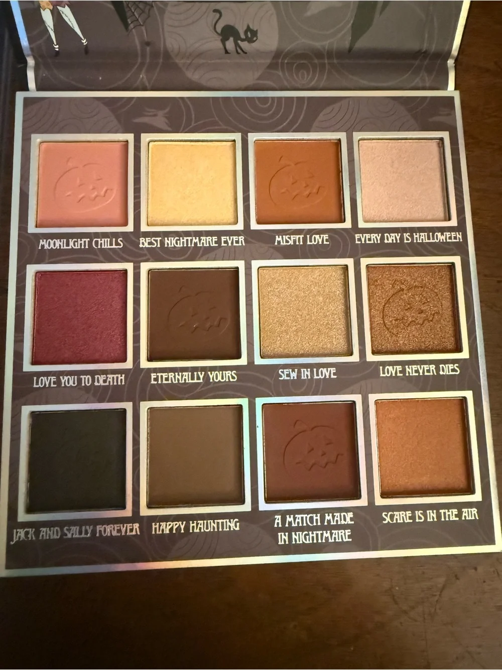Taste Beauty themed eyeshadow