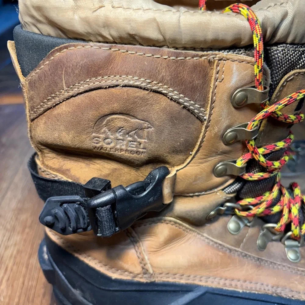 Sorel Conquest Mens Waterproof Insulated Winter Boots Size 10 NM1049-265 Size 10