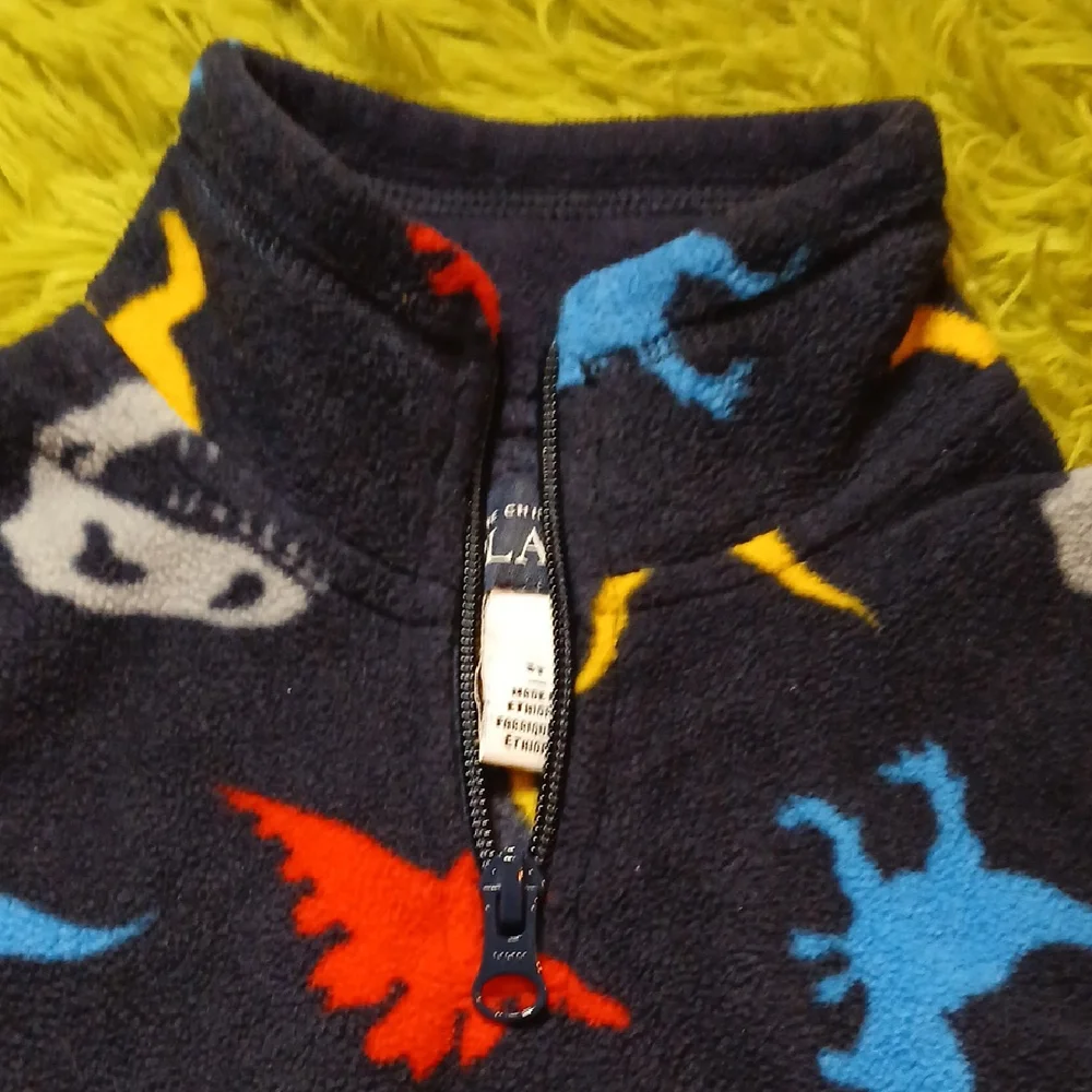 The Childrens Place cozy sweatshirt
