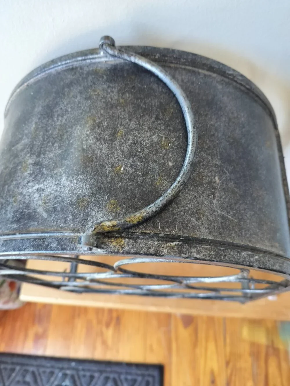 Lightweight Metal Wine Rack