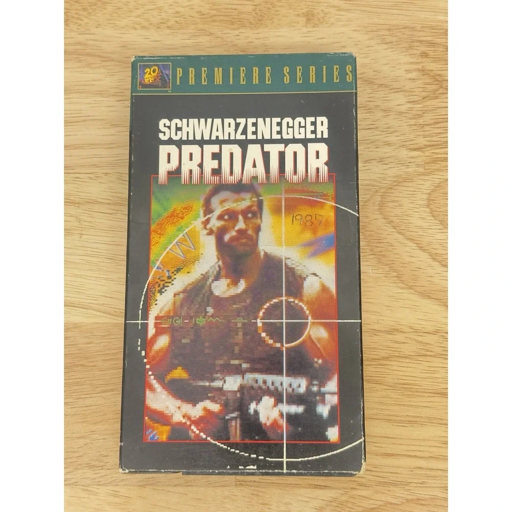 Predator VHS VINTAGE 1988 CBS FOX‎ Video SCHWARZENEGGER #32