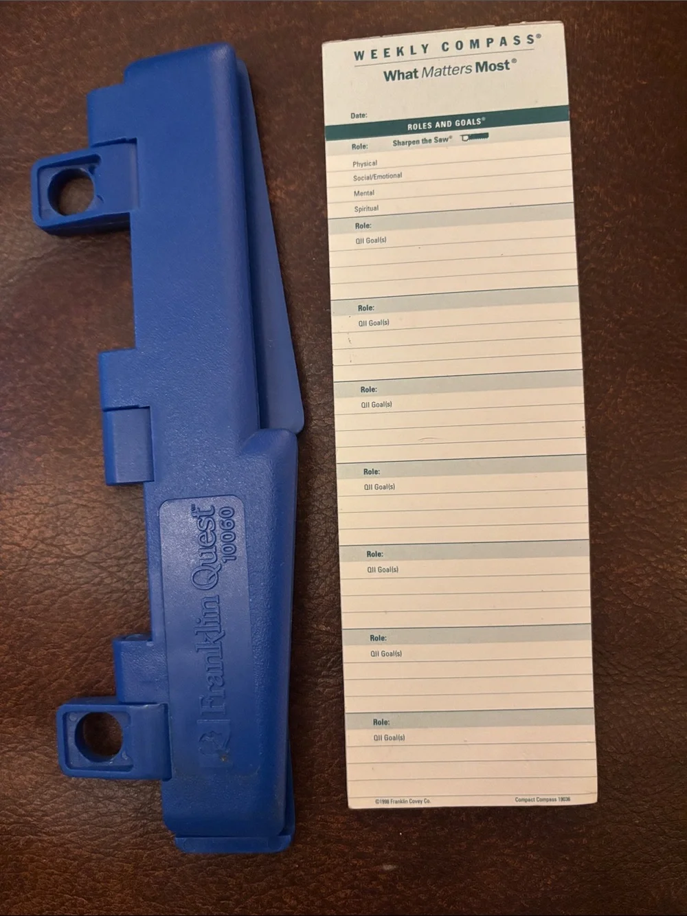 Vintage Franklin Quest 6 Hole Punch Blue 10060 & Weekly Compass Notepad Bundle