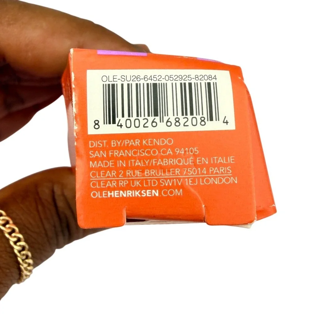 Ole Henriksen olehenriksen pout