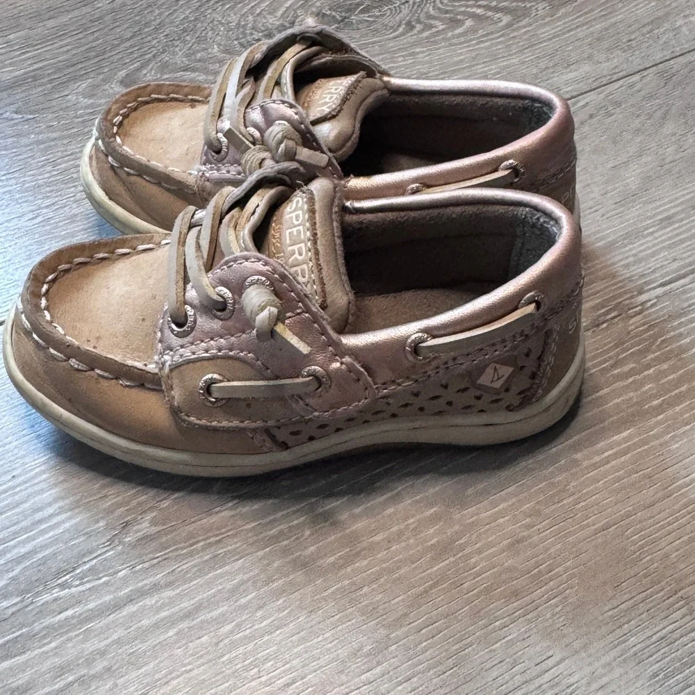 Sperry songfish jr