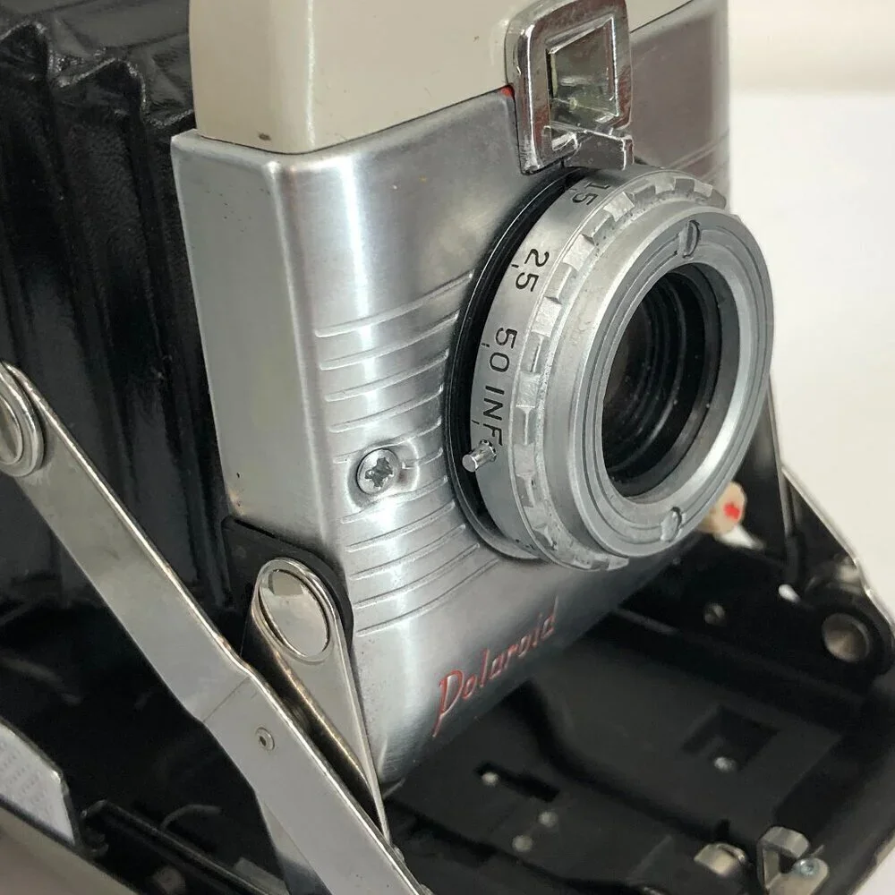Vintage Polaroid Model 80 Land Camera With Wink Light And Flash In Case