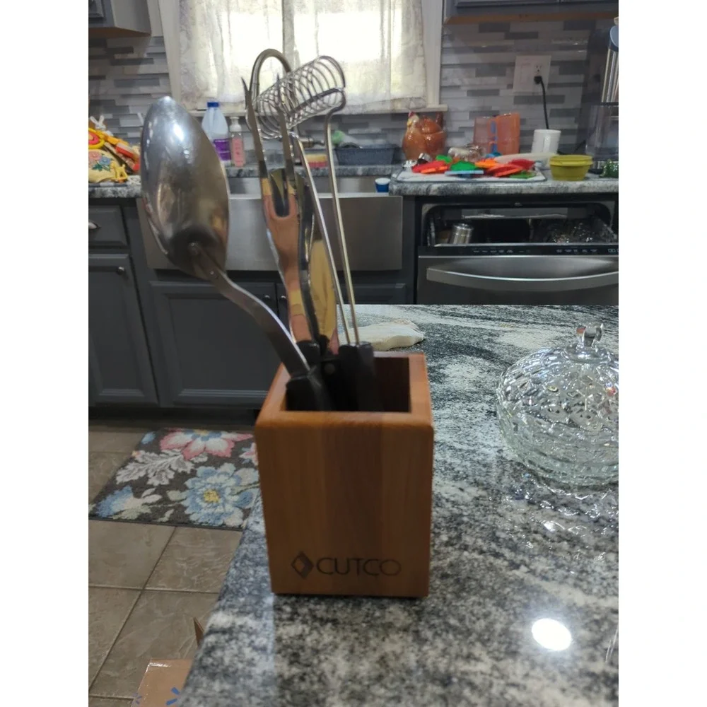 Cutco excellent used