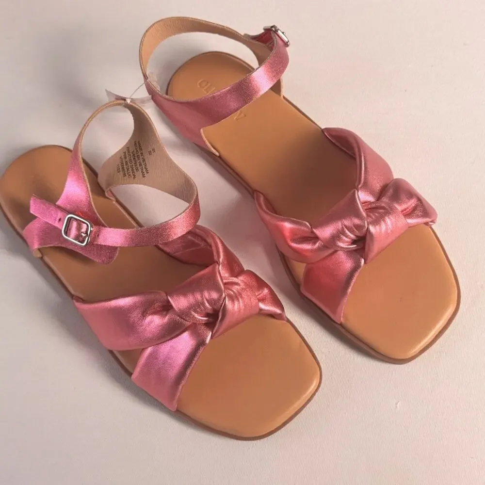 Old Navy photos sandal cushion