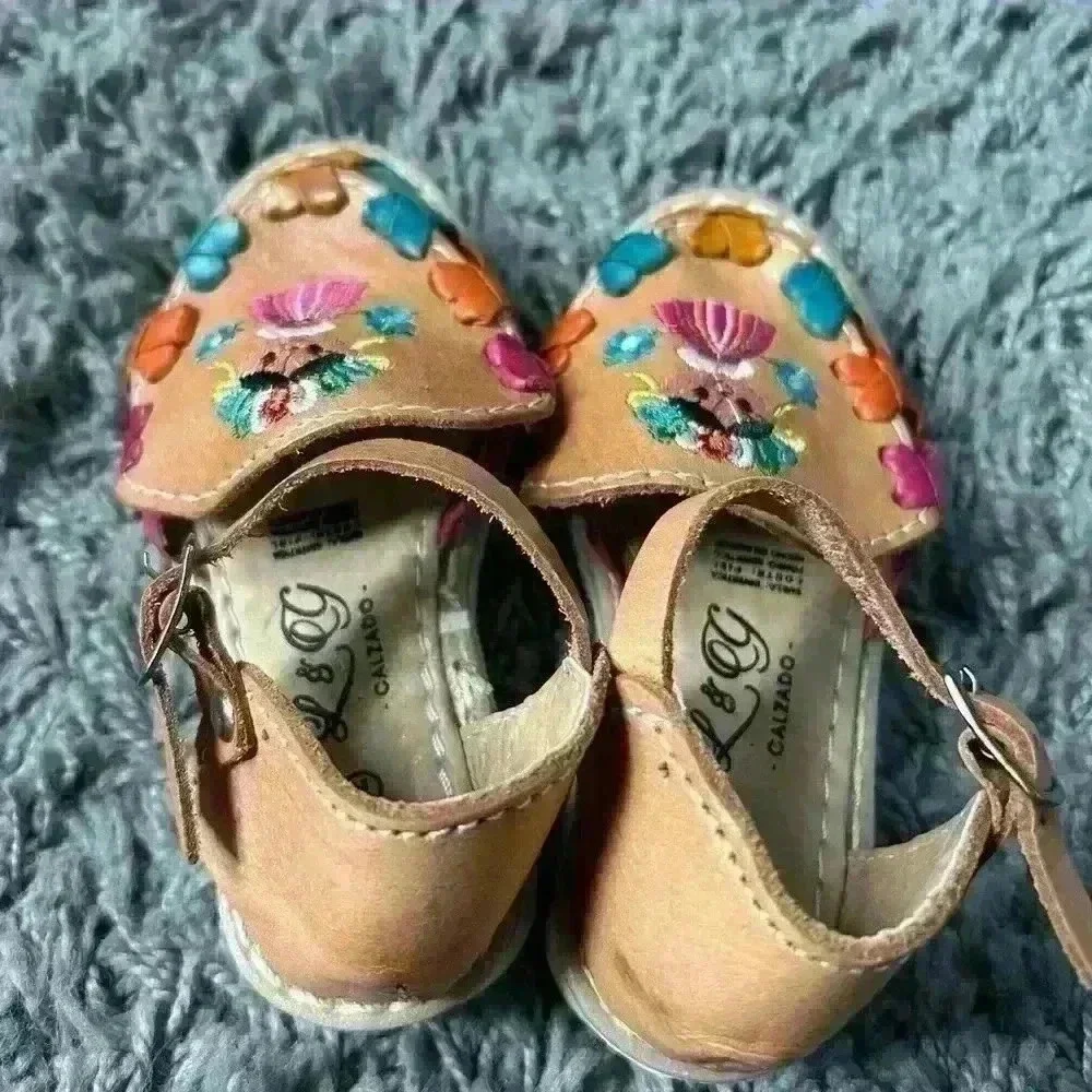 N/A huarache girls