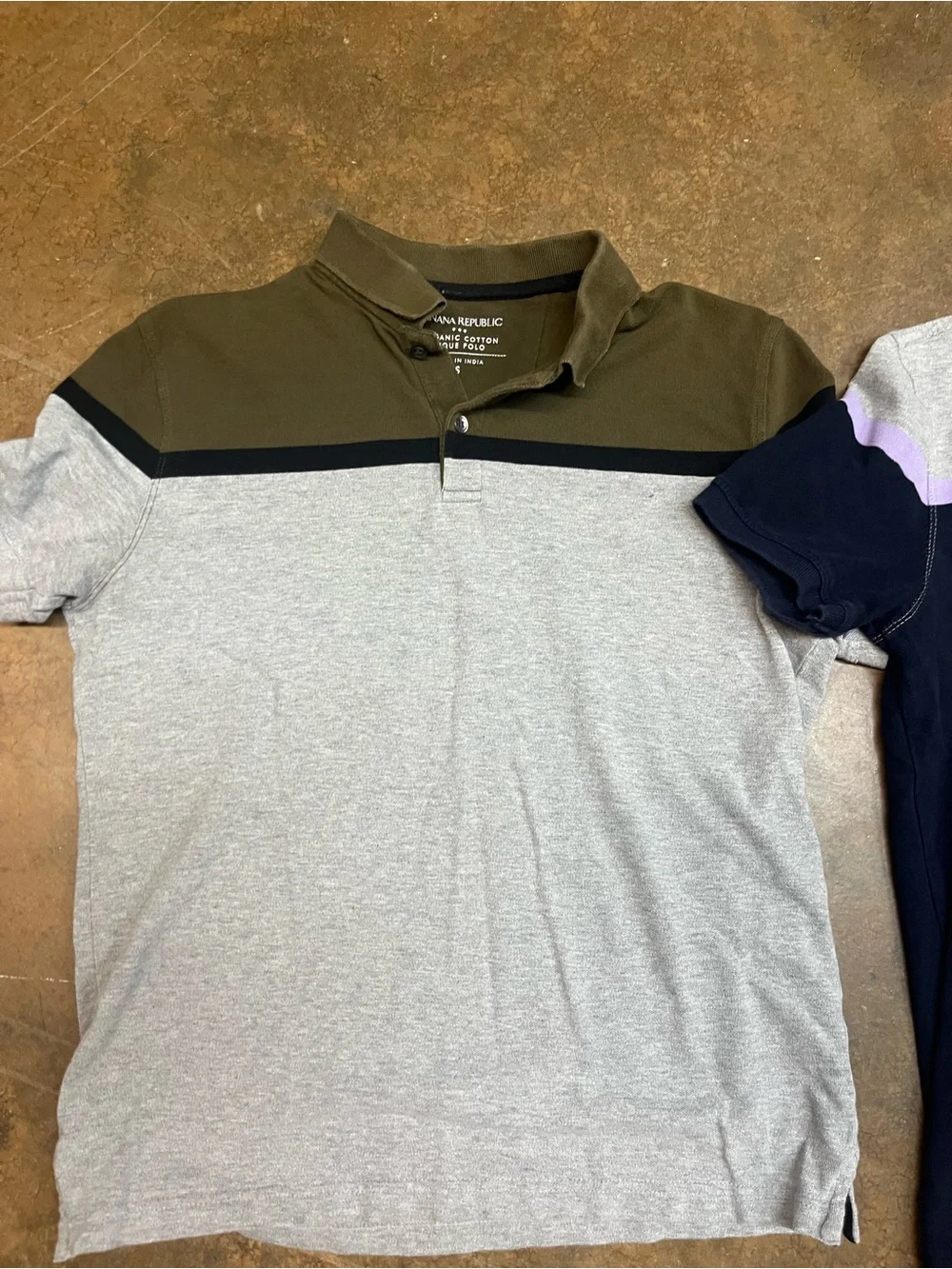 Men’s Short Sleeve Polo Top - Gray & Navy Colorblock
