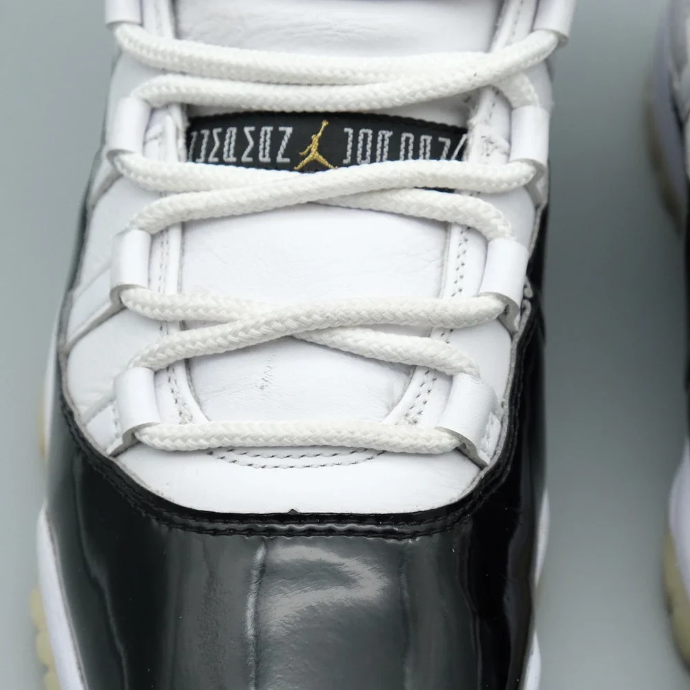 Nike Air Jordan 11 Retro Gratitude Mens 10 White Gold Black CT8012-170