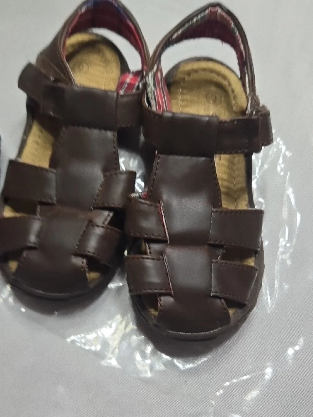 Buster Brown pair kids