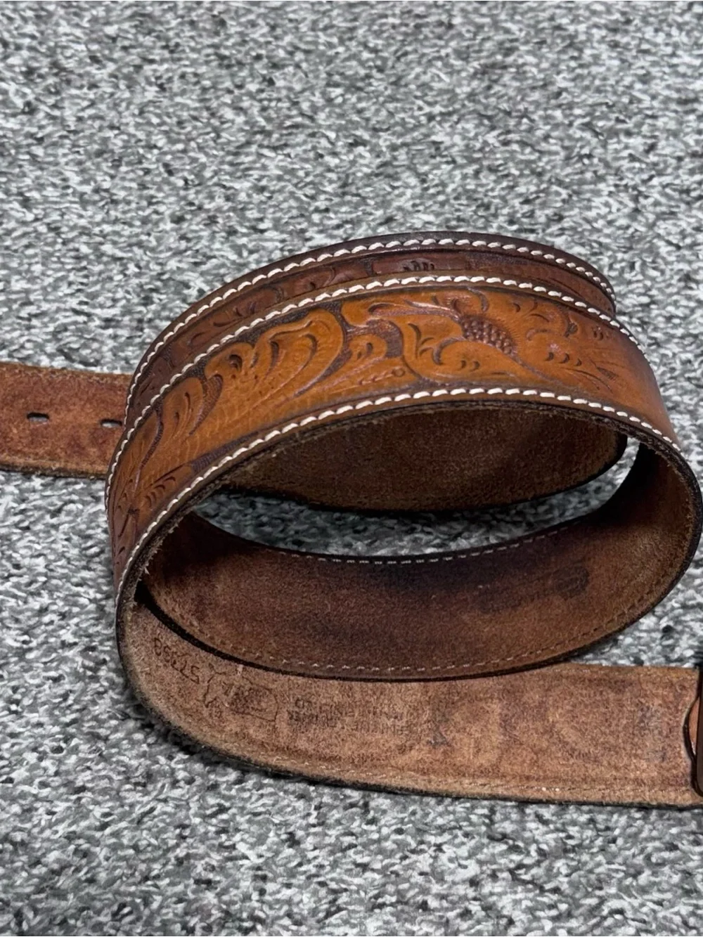 Vintage Style Men’s Size 44 Brown Tooled Leather Western Cowboy Belt Floral