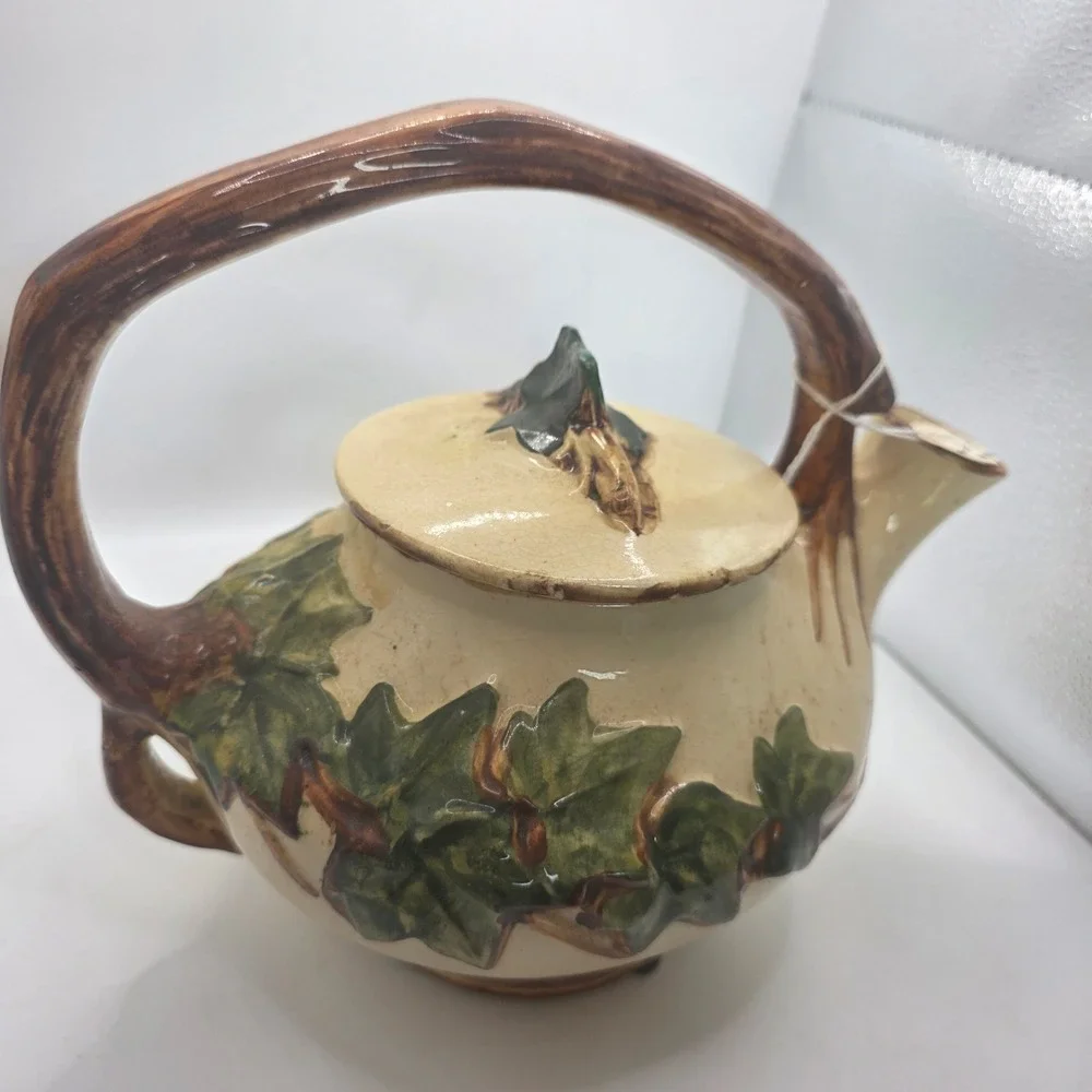 Mccoy pottery ceramic