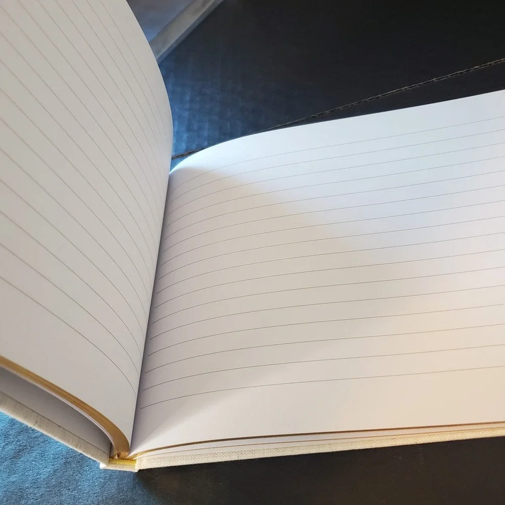 Bloom Daily Planners‎ Guest Book, Gold Linen Wedding Party Retirement Graduation