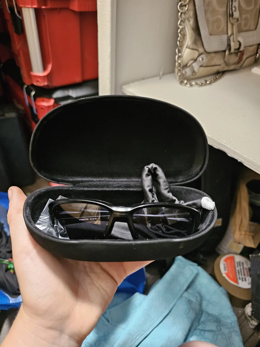 Oakley black polarized