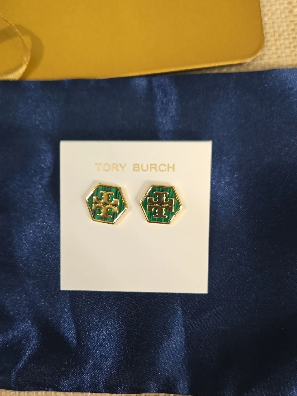 Tory Burch green tone