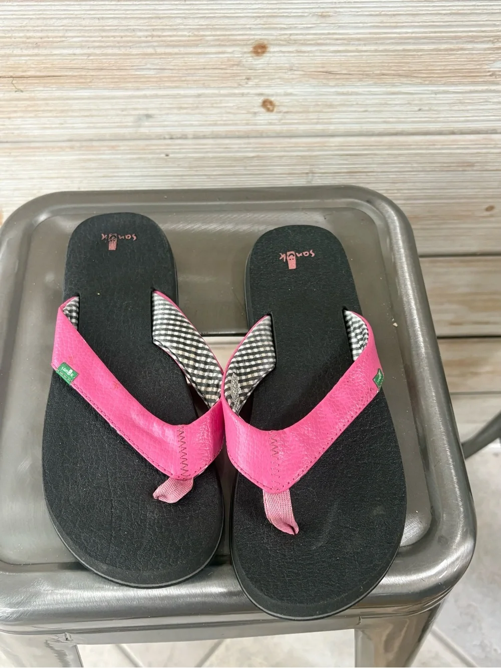Sanuk Pink Yoga Mat Women's Flip Flop Sandals