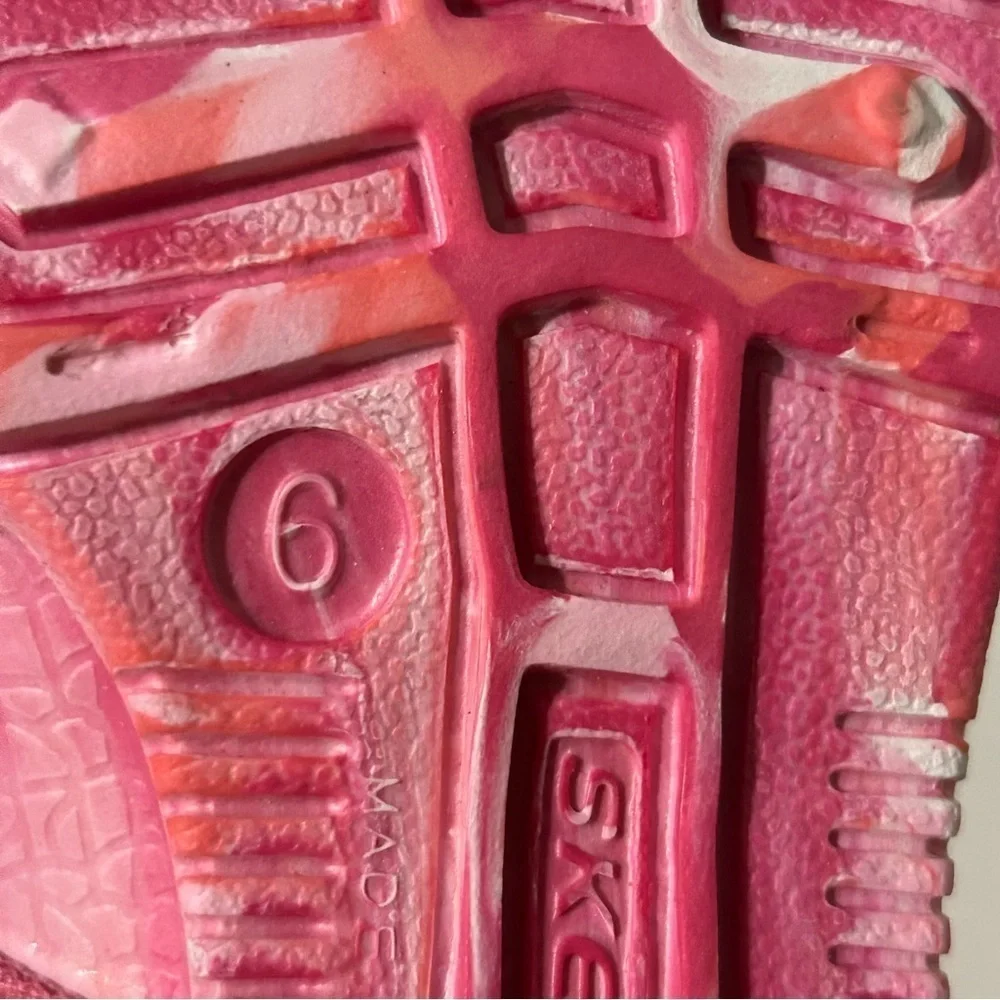 Skechers adorable pink