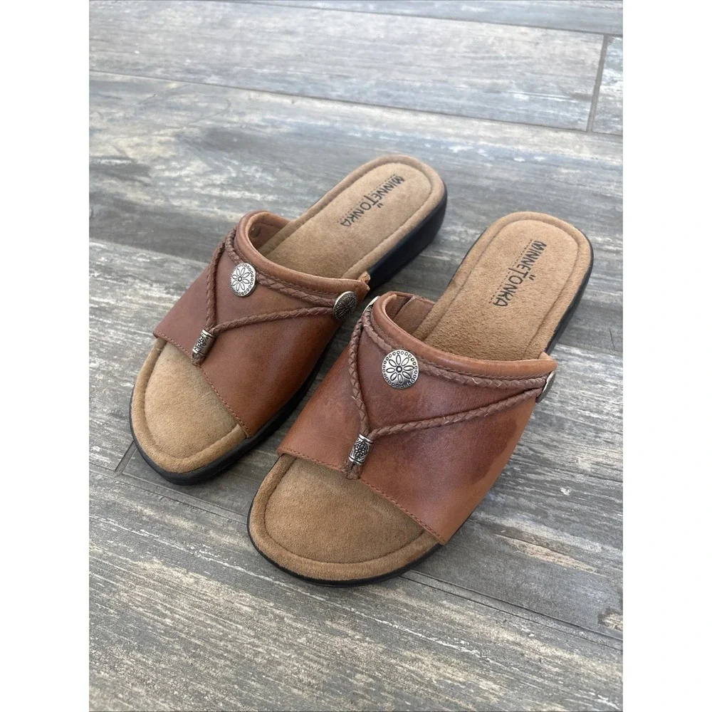 Minnetonka Moccasin leather discolored