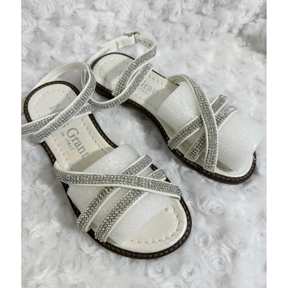 Miss Grant straps outsole
