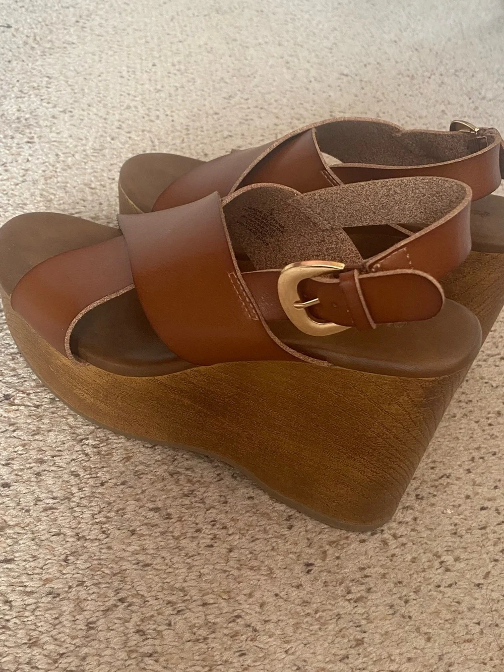 Brand new platform wedge brown sandals size 9