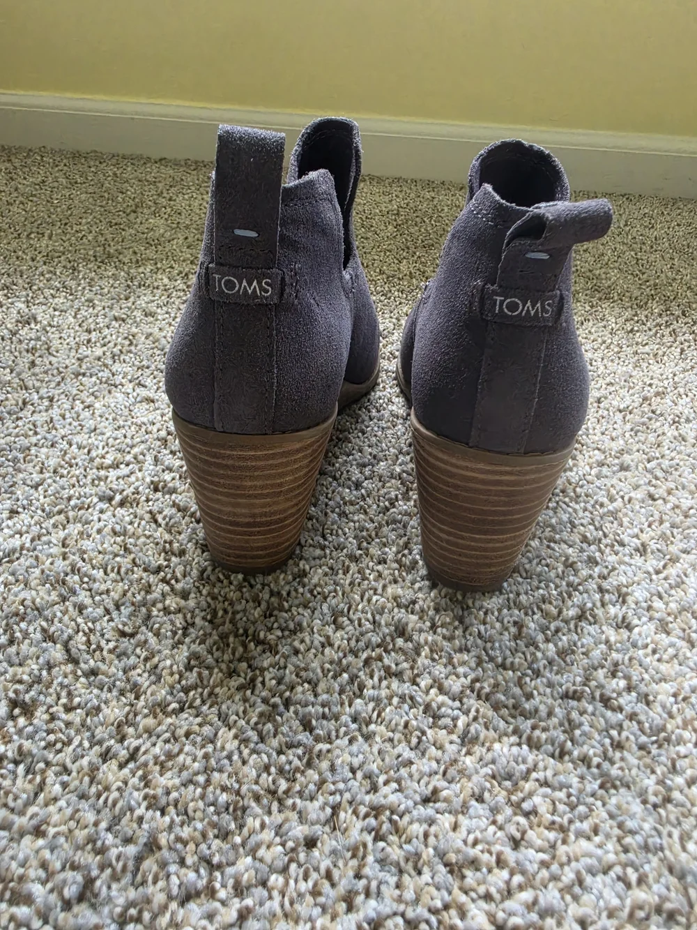 Toms suede upper