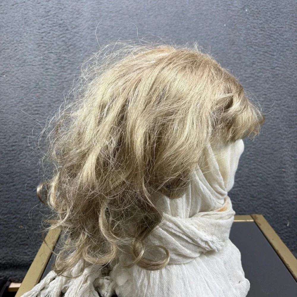 Statements by TWC keywords blonde
