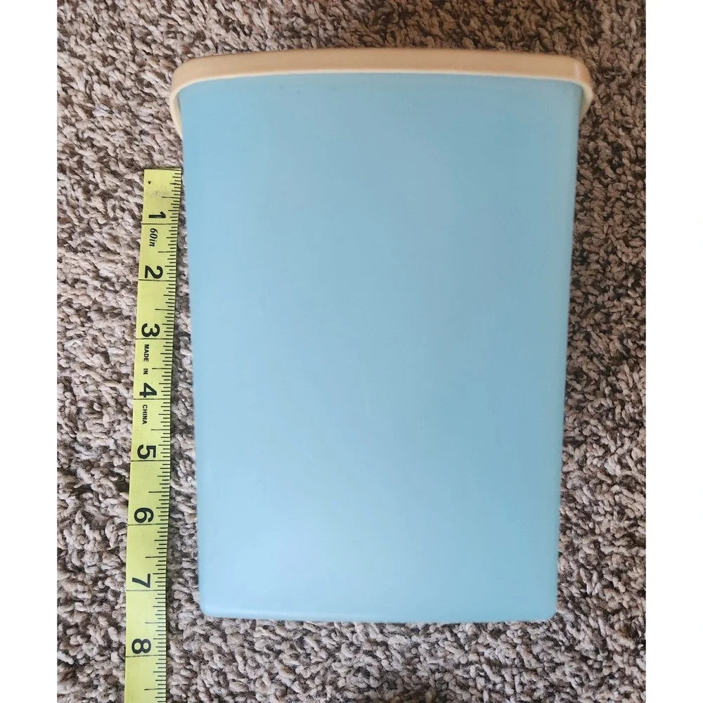 Tupperware vintage servalier