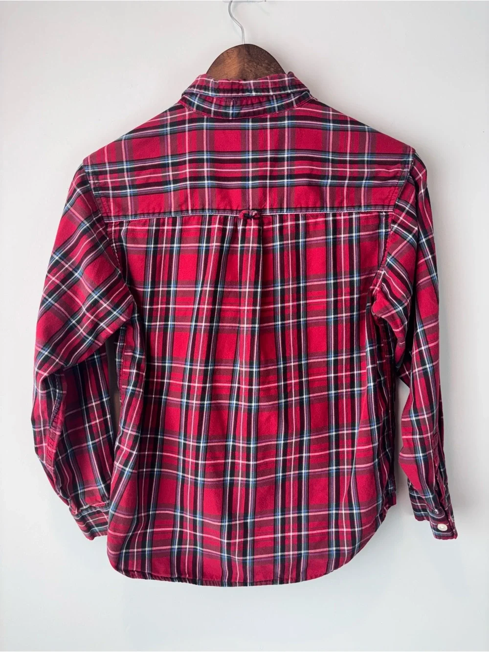 Old Navy features details