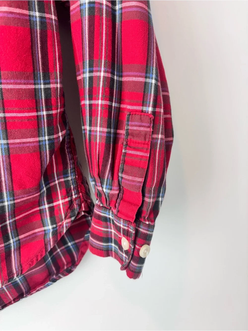Old Navy features details