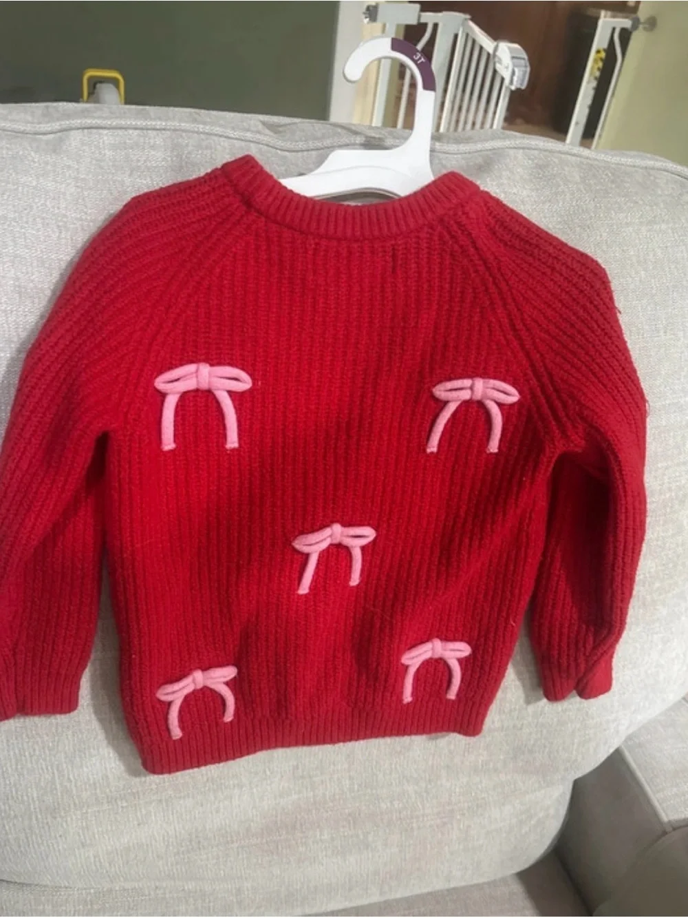 Old Navy red bow accents