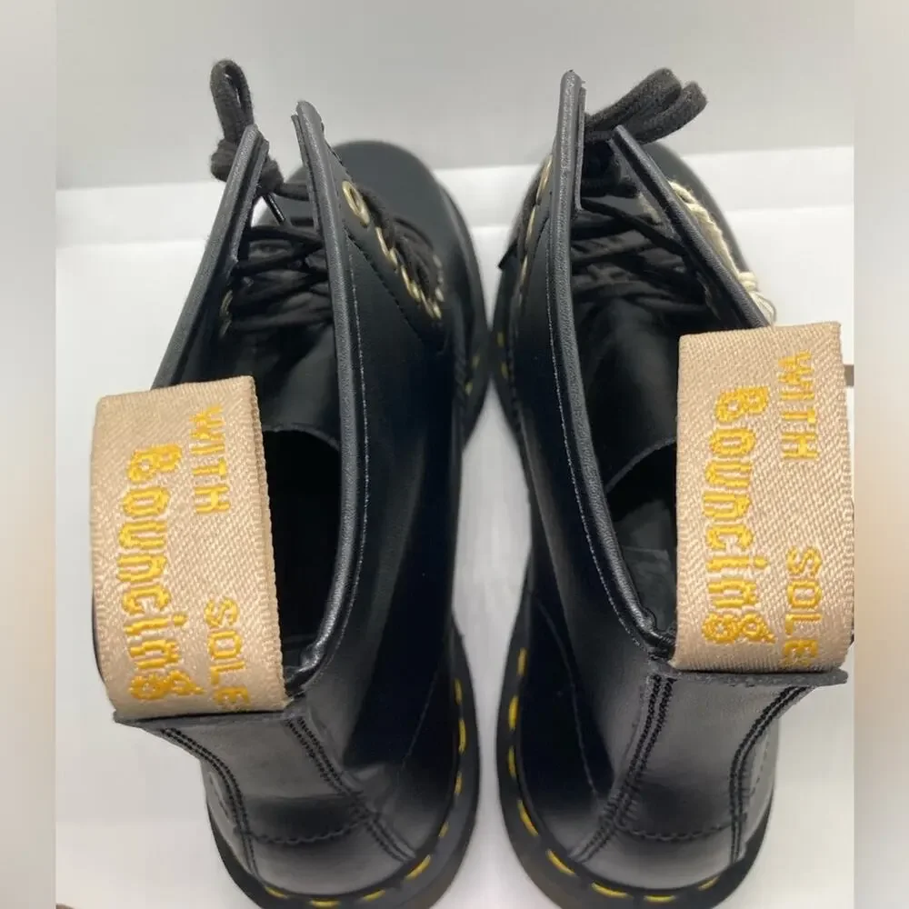 Dr. Martens mens classic