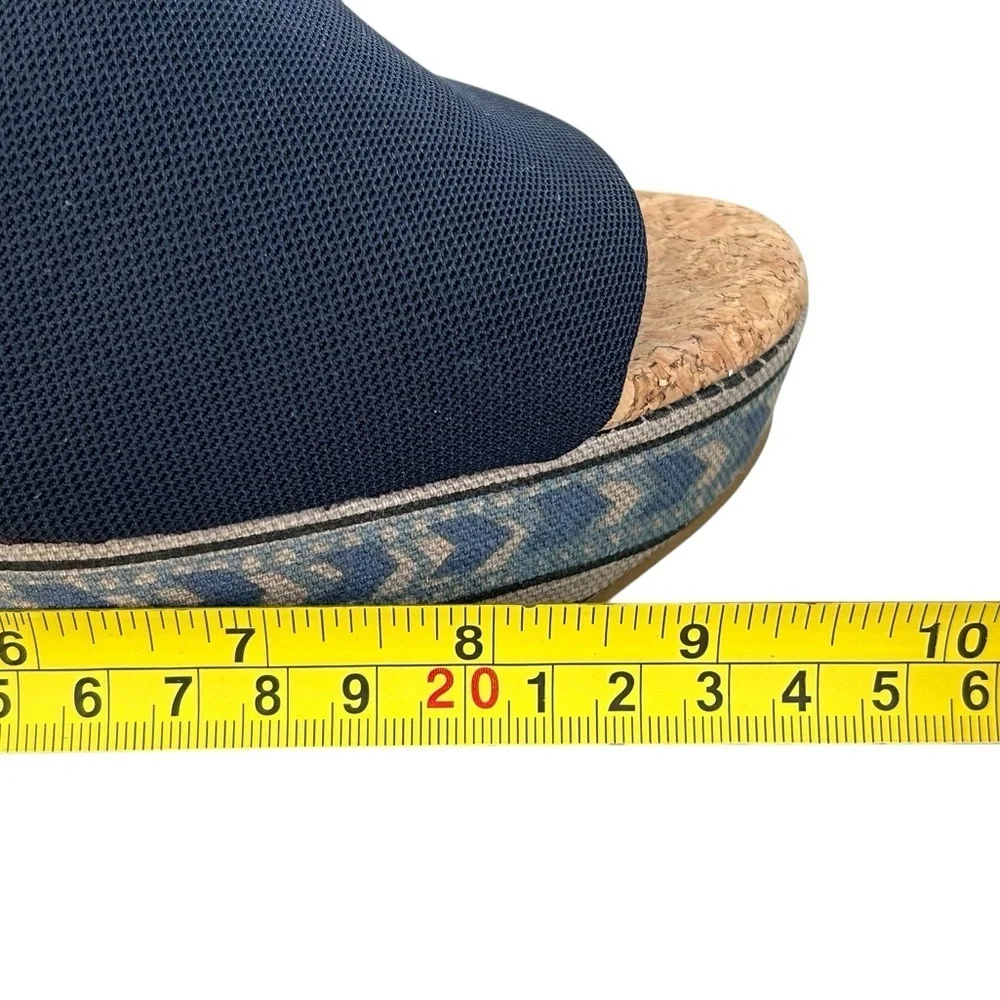 Lucky Brand simple slide