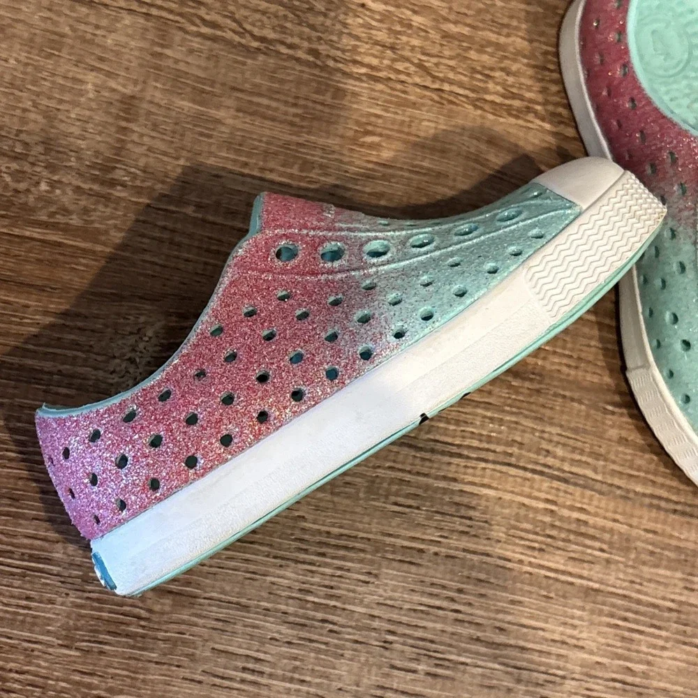 Native kids glitter